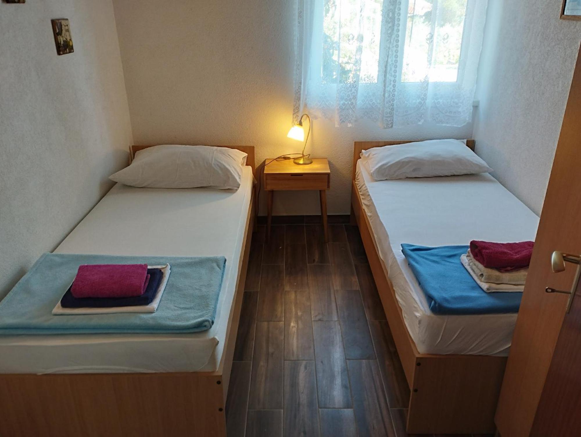 Villa Amarela Seget Vranjica Exteriör bild