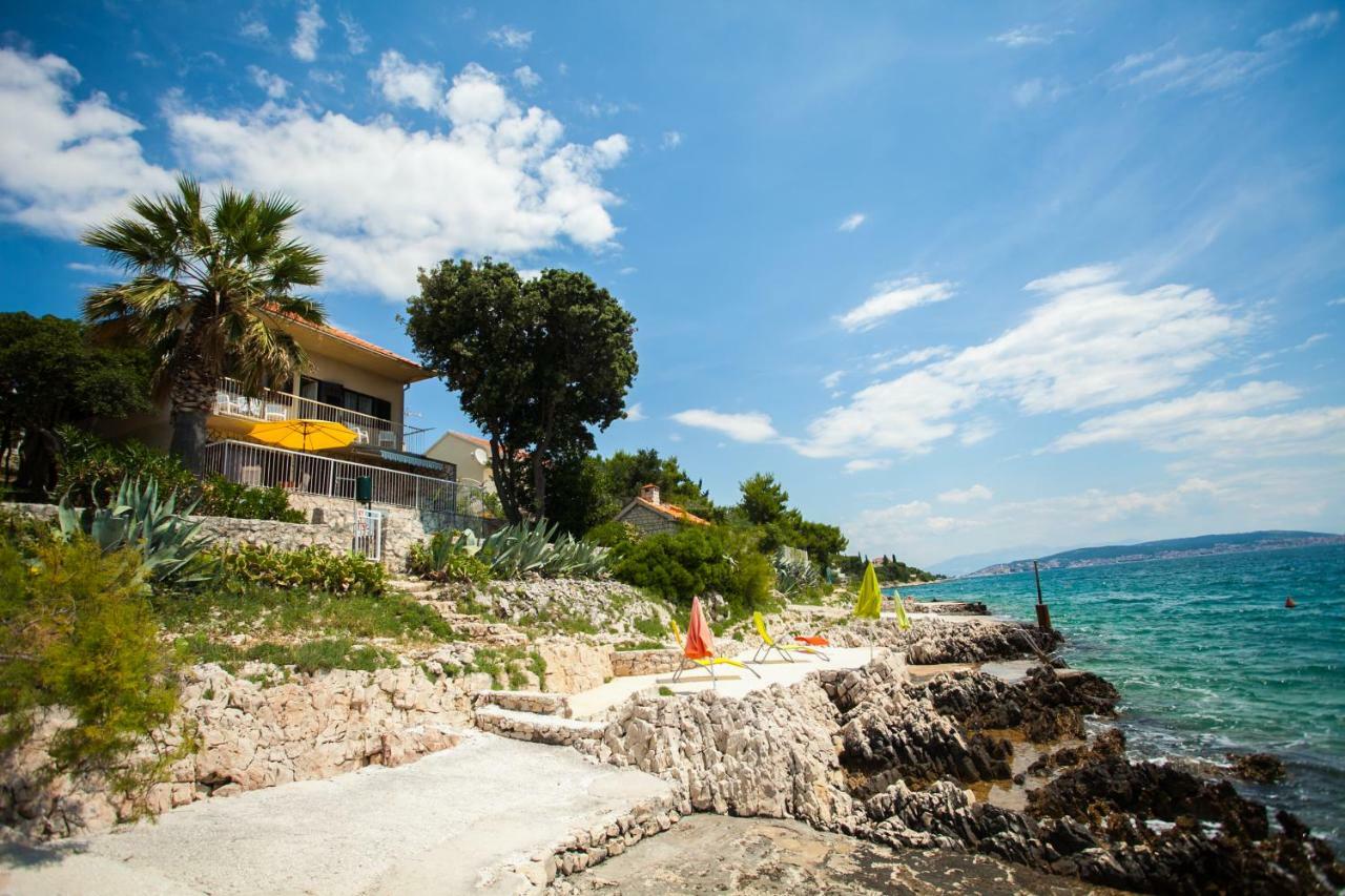 Villa Amarela Seget Vranjica Exteriör bild